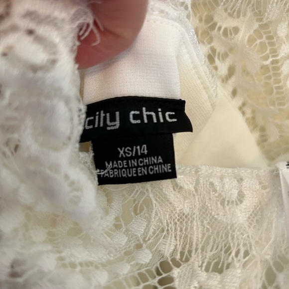 City CHIC Trendy Plus Size Estella Midi Dress in white - Picture 11 of 13